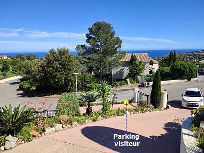  Roquebrune sur Argens, Les Issambres 83520, rez de jardin de villa, piscine, 4 couchages, vue mer panoramique, au calme, plage du grand Boucharel, internet, climatisation