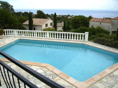  Sainte Maxime 83120, plage de la Nartelle, Soleil d`Or 1, mazet 2 chambres, 4/6 couchages, climatisation, internet gratuit, jardin arboré 