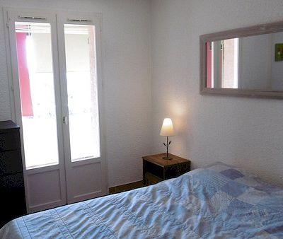 Fréjus, Saint Aygulf, boulevard Corot, résidence Lou Gabian, bord de mer, 1 chambre, 4 couchages, internet, parking privé