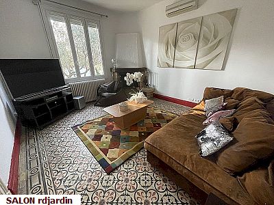  Location vacances à Saint Aygulf 83370, residence centre ville, avec garage privatif, 4 couchages, climatisation, internet gratuit, proche des plages Galiote, Louvans 