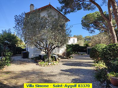  Villa Simone, Saint-Aygulf 83370, 3 chambres, 6 couchages, centre ville, jardin, parking, internet, proche des plages 